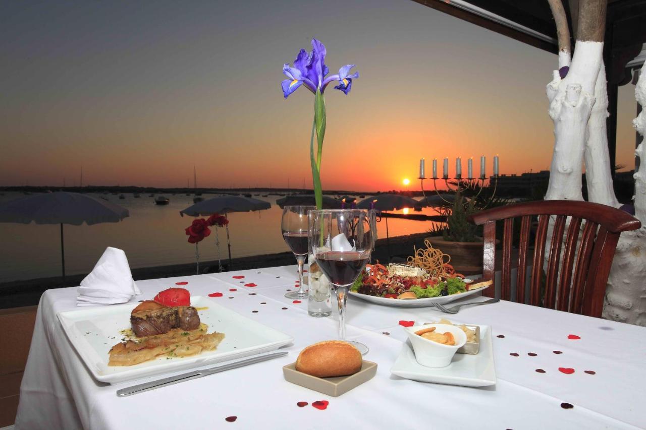 Hostal La Savina Экстерьер фото