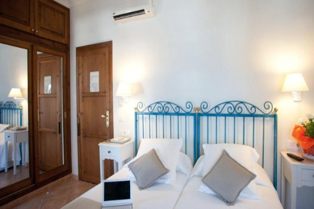 Hostal La Savina Экстерьер фото