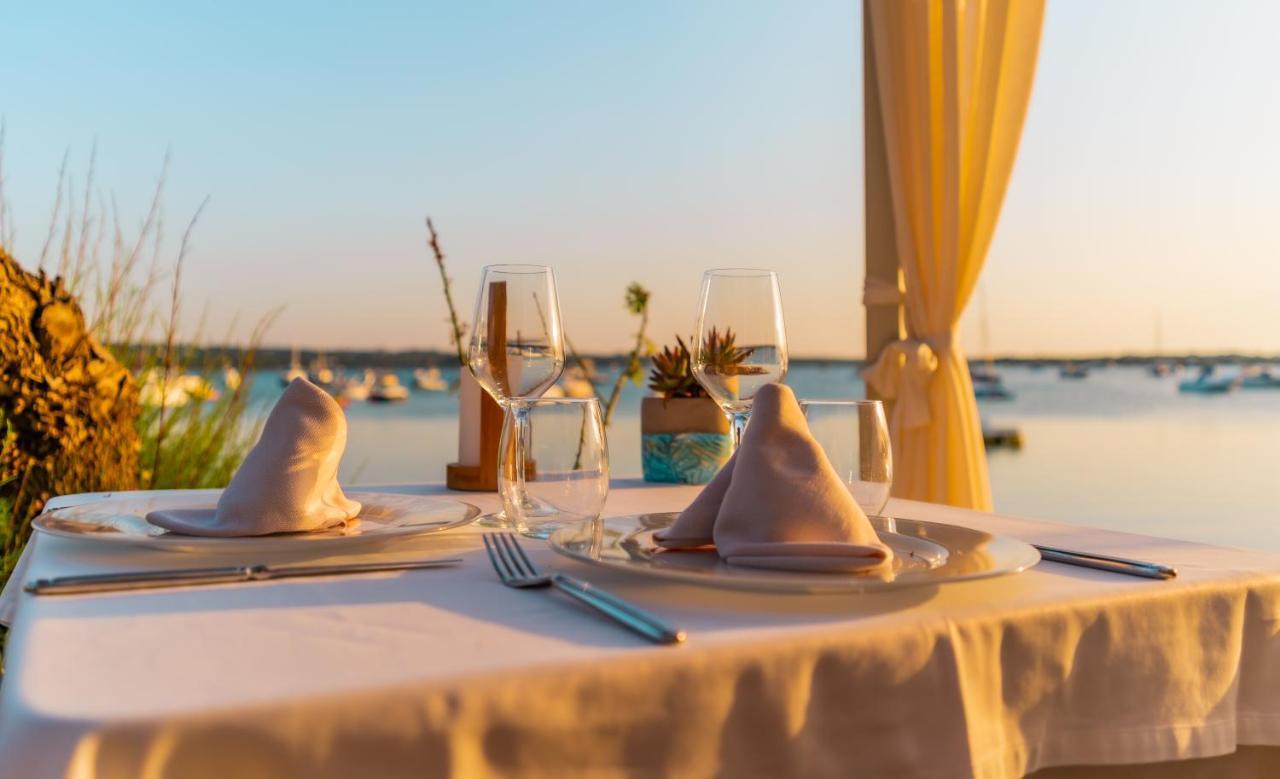 Hostal La Savina Экстерьер фото