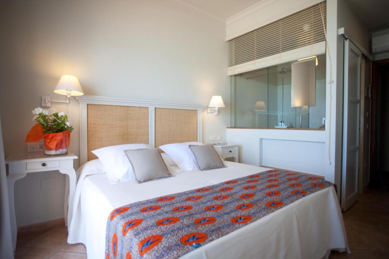 Hostal La Savina Экстерьер фото