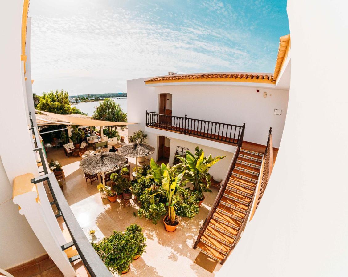 Hostal La Savina Экстерьер фото