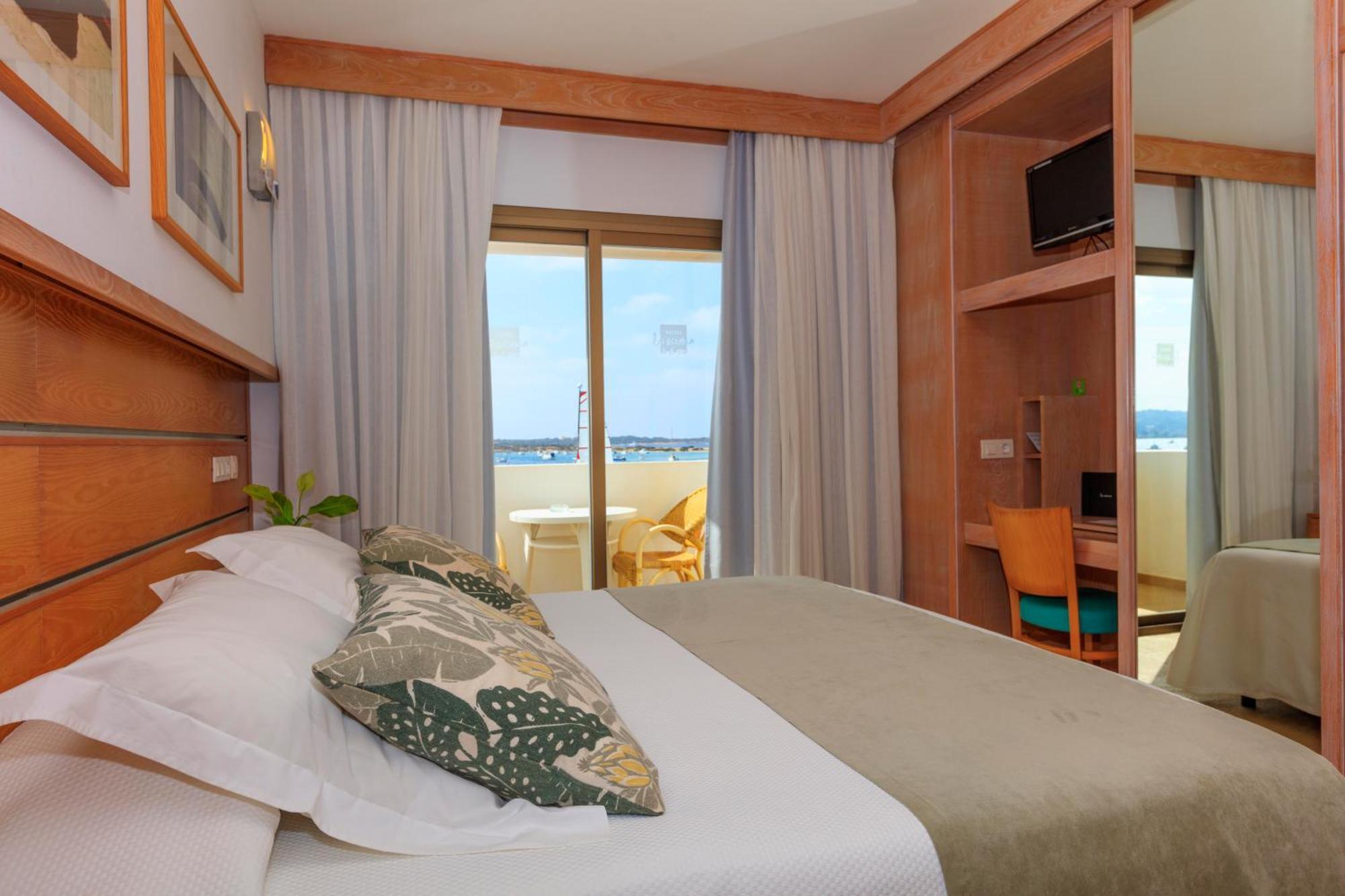 Hostal La Savina Номер фото
